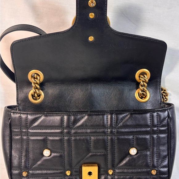 Fabulous Gucci Flap Marmont Pearl - Picture 2 of 16